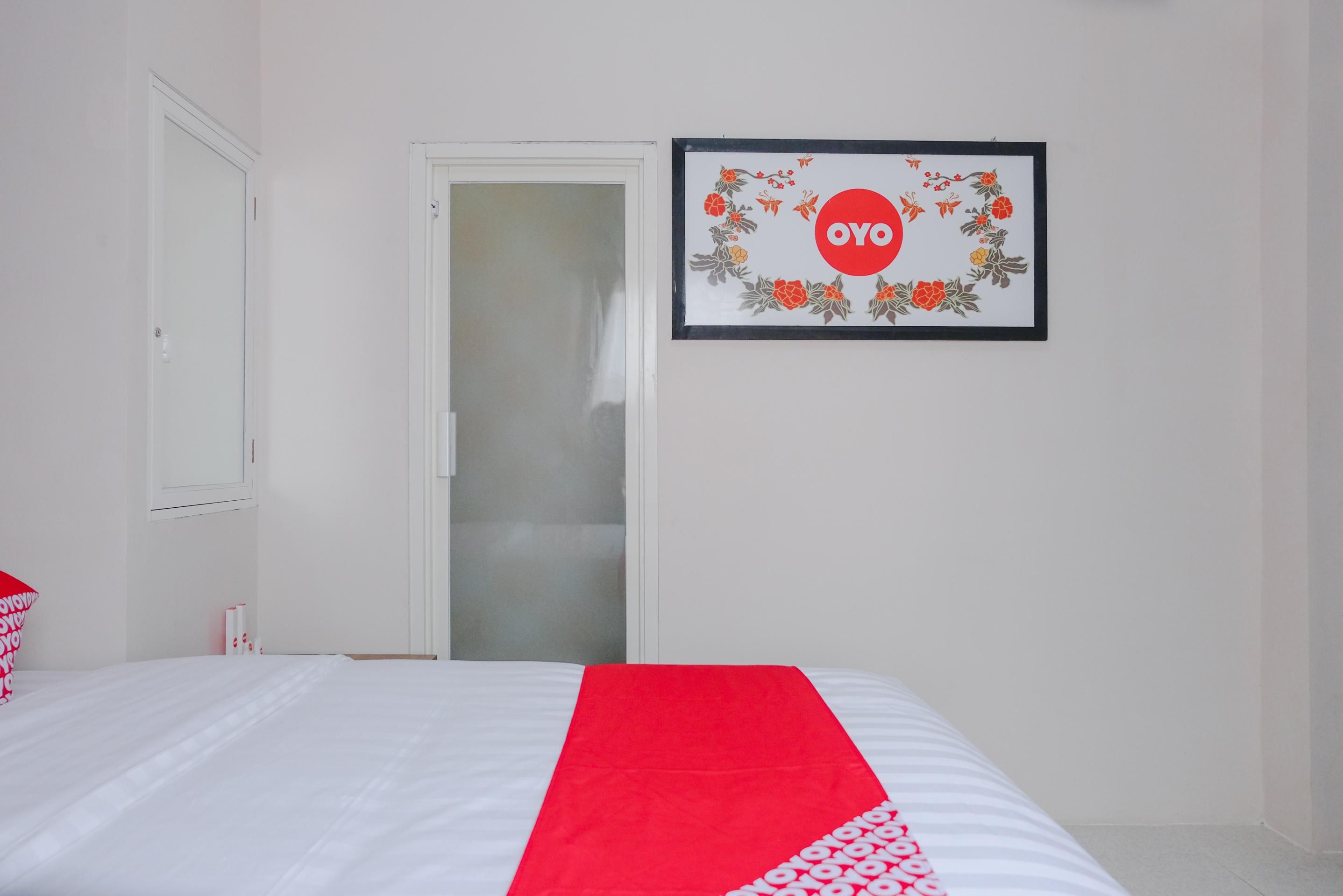 Noura Guest House Syariah Malang Esterno foto