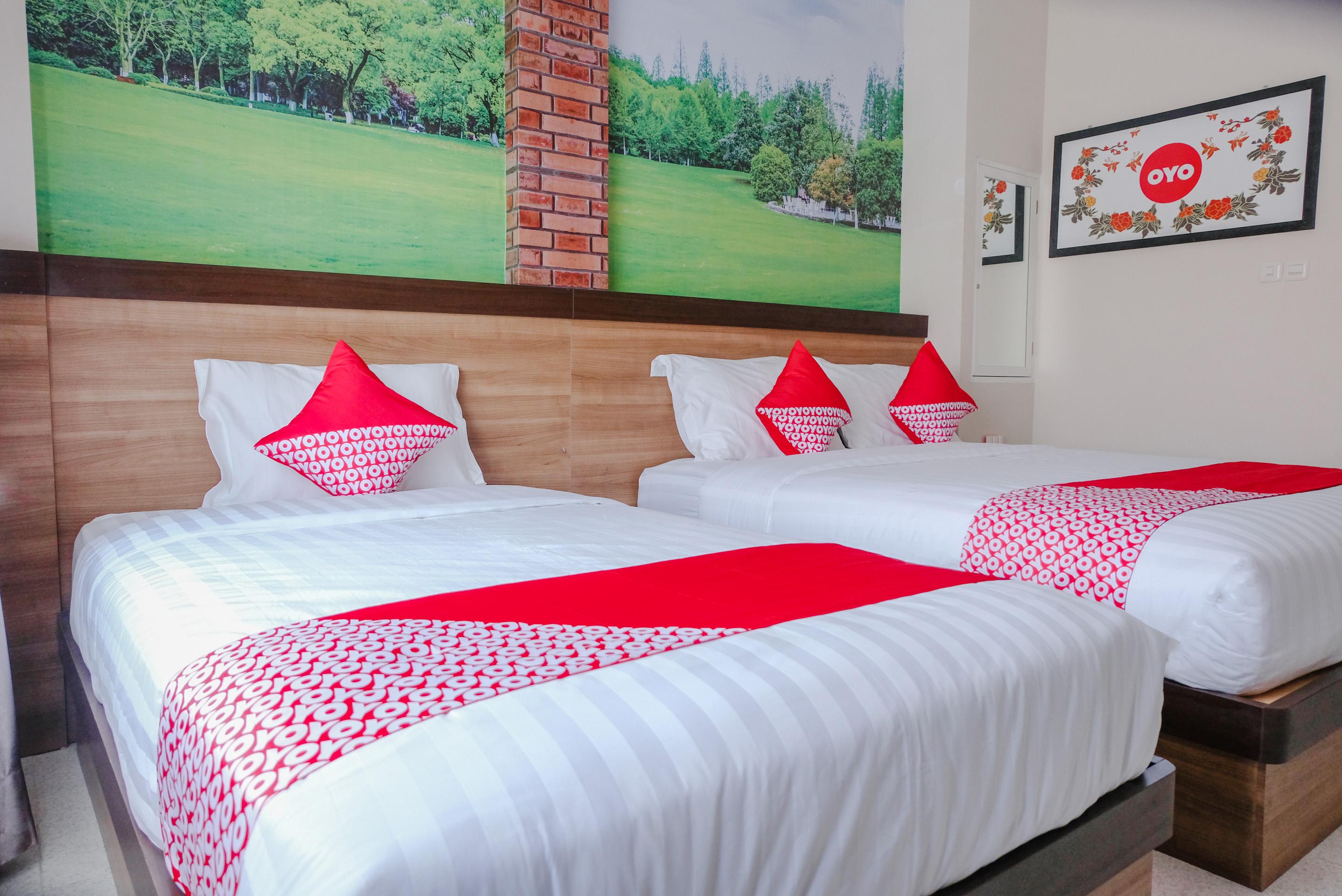 Noura Guest House Syariah Malang Esterno foto