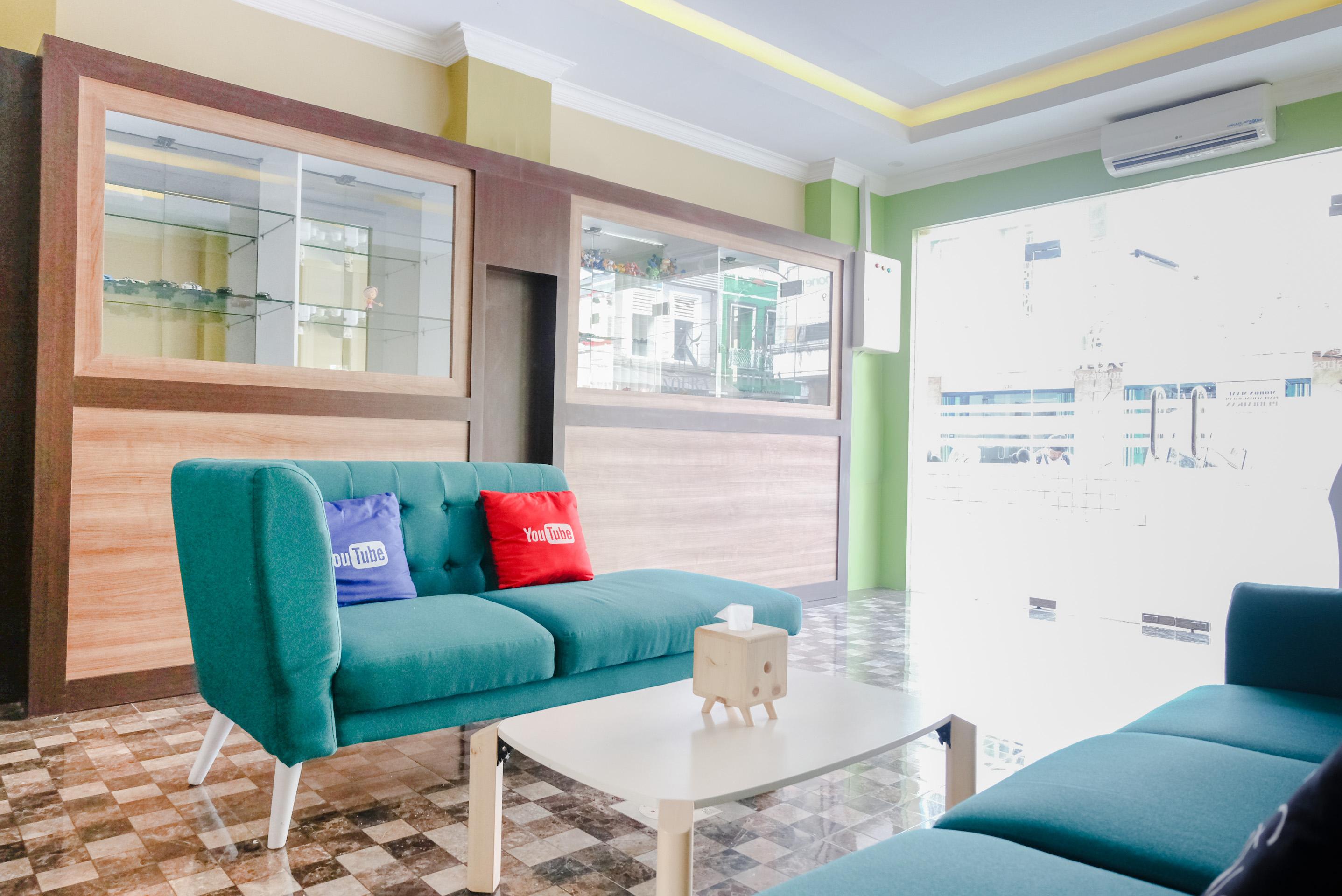 Noura Guest House Syariah Malang Esterno foto
