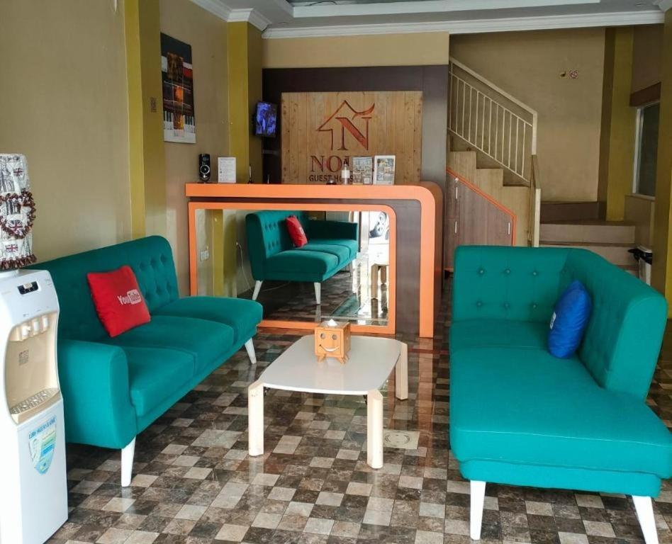 Noura Guest House Syariah Malang Esterno foto