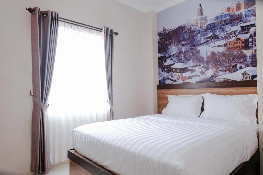 Noura Guest House Syariah Malang Esterno foto
