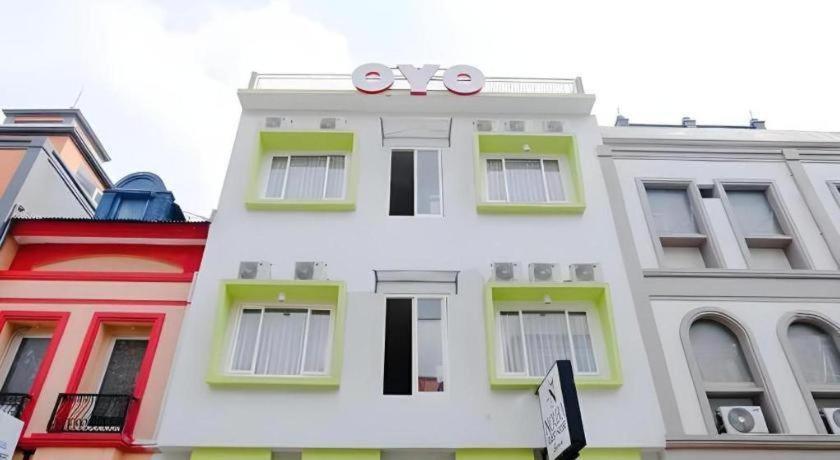 Noura Guest House Syariah Malang Esterno foto
