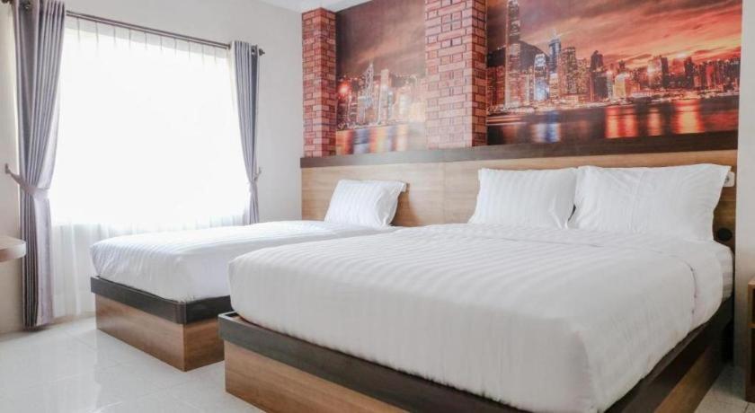 Noura Guest House Syariah Malang Esterno foto