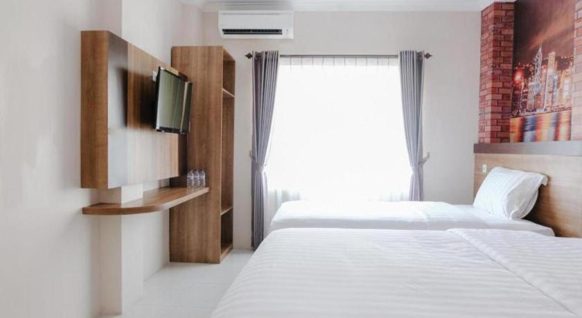 Noura Guest House Syariah Malang Esterno foto