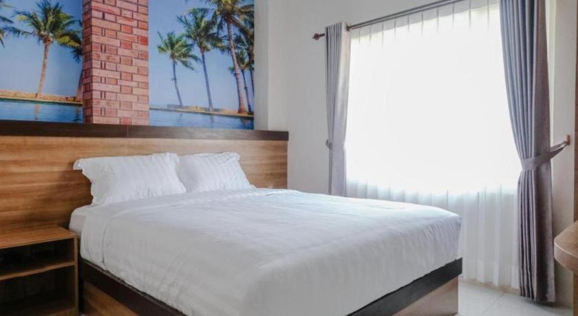 Noura Guest House Syariah Malang Esterno foto