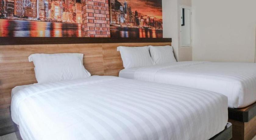 Noura Guest House Syariah Malang Esterno foto